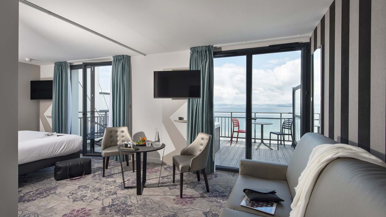 Suite exception vue mer bain à remous privatif 2