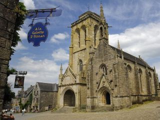 eglise-saint-ronan-locronan-c-yannick-le-gal-5edd4d192173b.jpeg