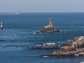 phare-de-la-vieille-phare-ar-men-pointe-du-raz-c-yannick-derennes-5edd4d2ee4547.jpeg
