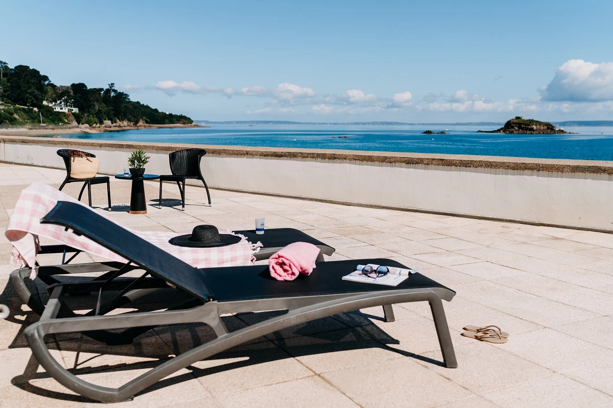 Solarium vue mer thalasso spa valdys douarnenez